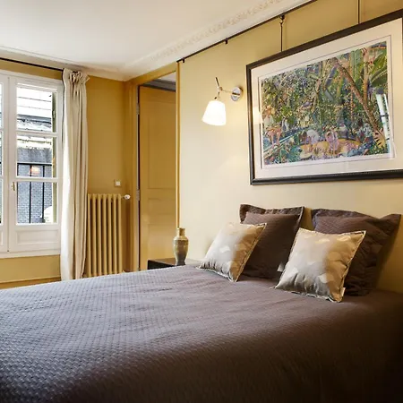 Apartment Louvre Design